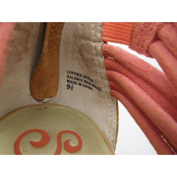 Seychelles cone heel t-strap leather sandals - Picture 9 of 12